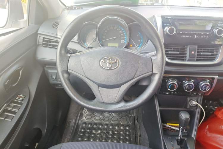 Used Toyota YARiS L Zhi Xuan 2016 Revised 1.5E CVT Charming Edition Steering Wheel