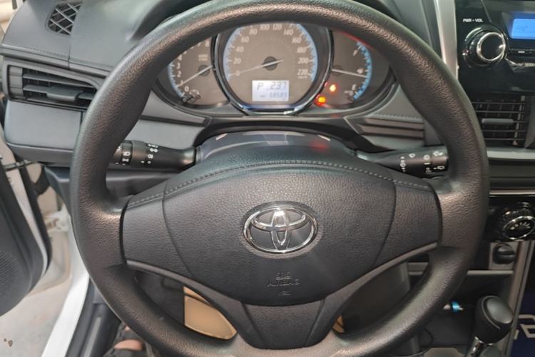 Used Toyota YARiS L Zhi Xuan 2016 Revised 1.5E CVT Charming Edition Steering Wheel