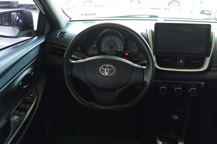 Used Toyota YARiS L Zhi Xuan 2016 Revised 1.5E CVT Charming Edition Steering Wheel