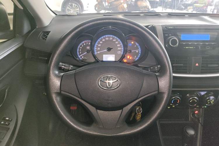 Used Toyota YARiS L Zhi Xuan 2016 Revised 1.5E CVT Charming Edition Steering Wheel