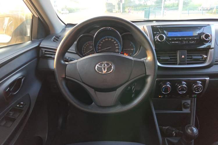Used Toyota YARiS L Zhi Xuan 2016 Revised 1.3E Manual – Charming Edition Steering Wheel