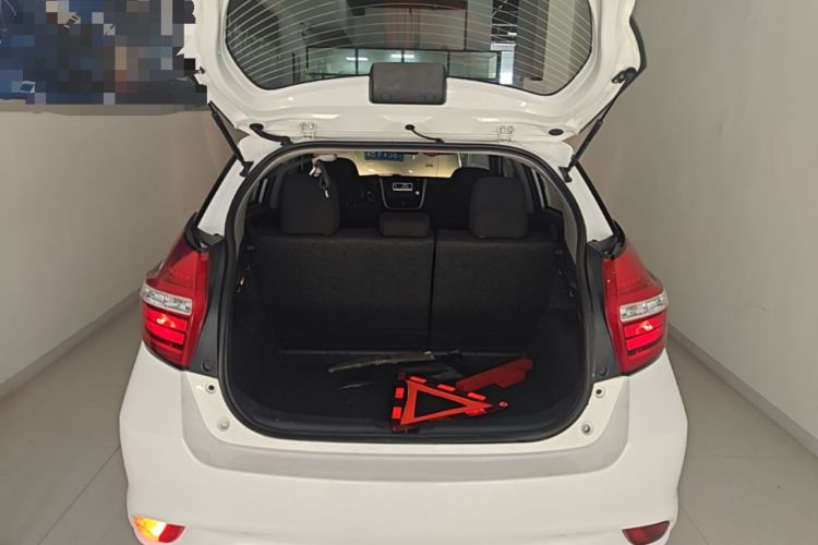 Used Toyota YARiS L Zhi Xuan 2016 Revised 1.5E CVT Charming Edition Trunk