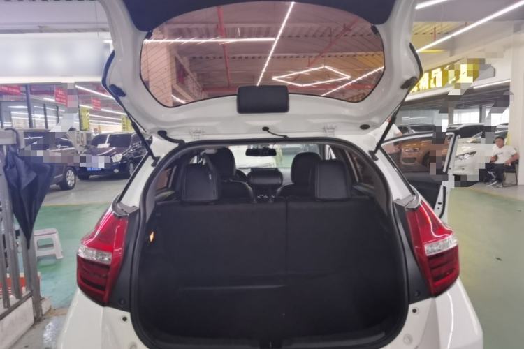 Used Toyota YARiS L Zhi Xuan 2016 Revised 1.5E CVT Charming Edition Trunk