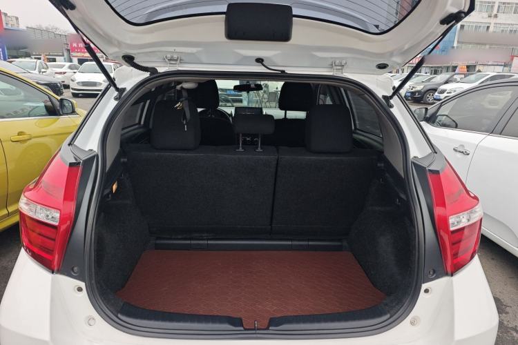 Used Toyota YARiS L Zhi Xuan 2016 Revised 1.5E CVT Charming Edition Trunk