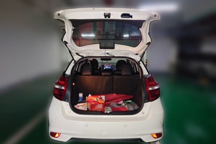Used Toyota YARiS L Zhi Xuan 2016 Revised 1.5E CVT Charming Edition Trunk