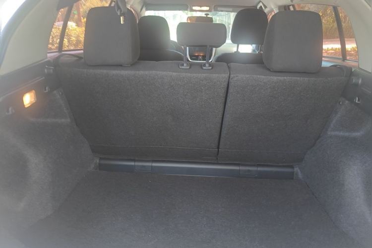 Used Toyota YARiS L Zhi Xuan 2016 Revised 1.5E CVT Charming Edition Trunk