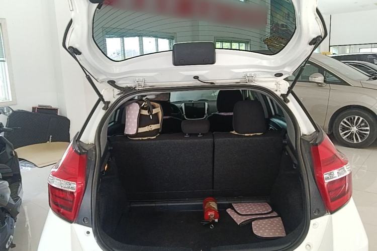 Used Toyota YARiS L Zhi Xuan 2016 Revised 1.5E CVT Charming Edition Trunk
