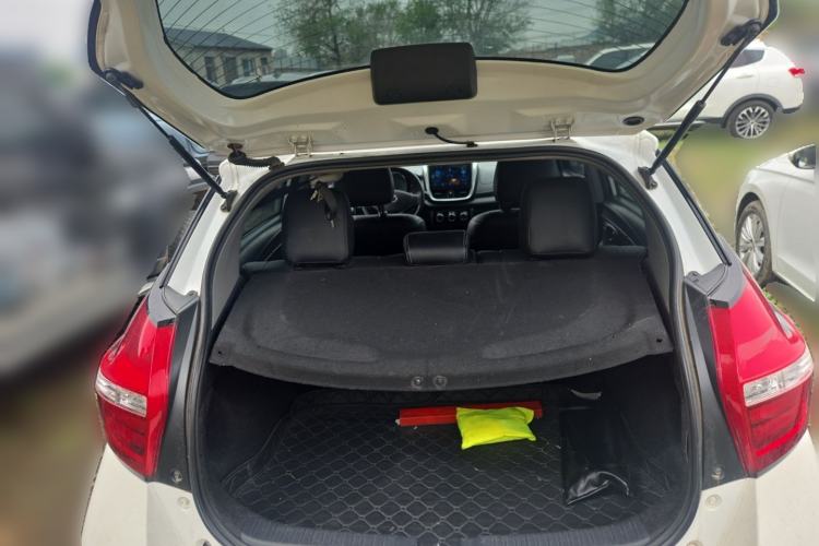 Used Toyota YARiS L Zhi Xuan 2016 Revised 1.5E CVT Charming Edition Trunk