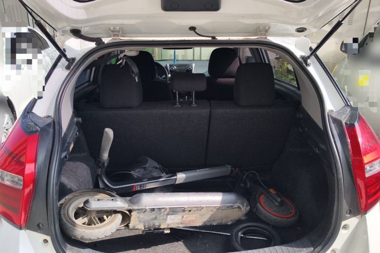 Used Toyota YARiS L Zhi Xuan 2016 Revised 1.3E Manual – Charming Edition Trunk