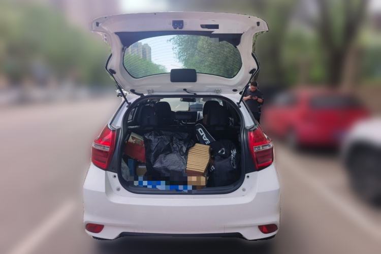 Used Toyota YARiS L Zhi Xuan 2016 Revised 1.5E CVT Charming Edition Trunk