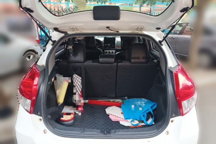 Used Toyota YARiS L Zhi Xuan 2016 1.5G Automatic XunSu Model with Sunroof Trunk