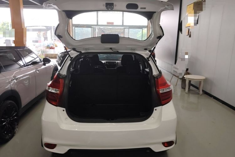 Used Toyota YARiS L Zhi Xuan 2016 Revised 1.5E CVT Charming Edition Trunk
