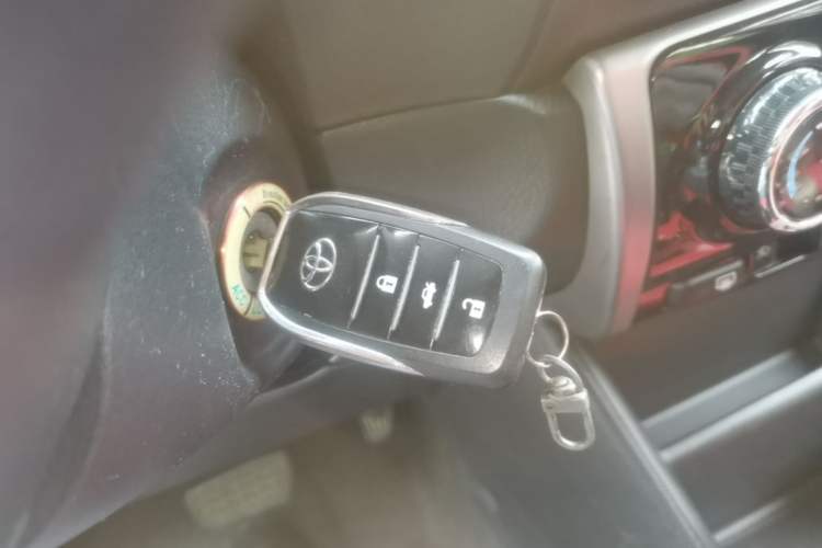 Used Toyota YARiS L Zhi Xuan 2016 Revised 1.5E CVT Charming Edition Vehicle Key
