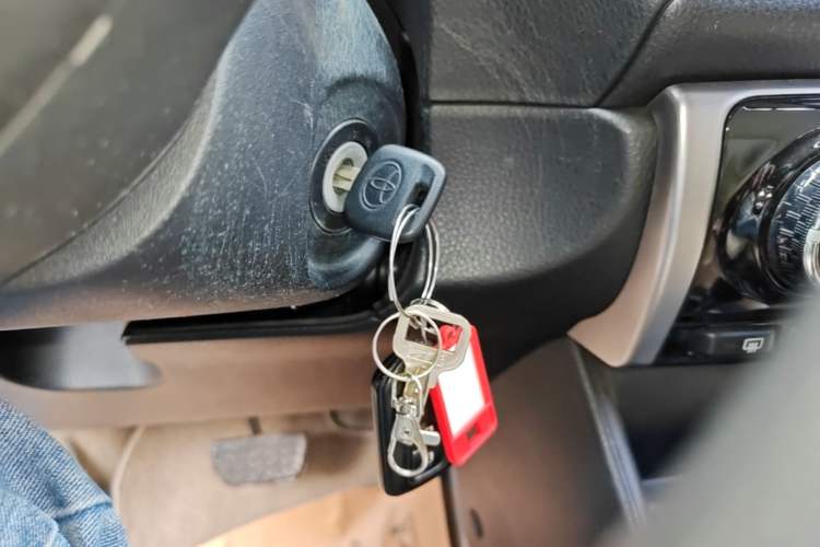 Used Toyota YARiS L Zhi Xuan 2016 Revised 1.5E CVT Charming Edition Vehicle Key