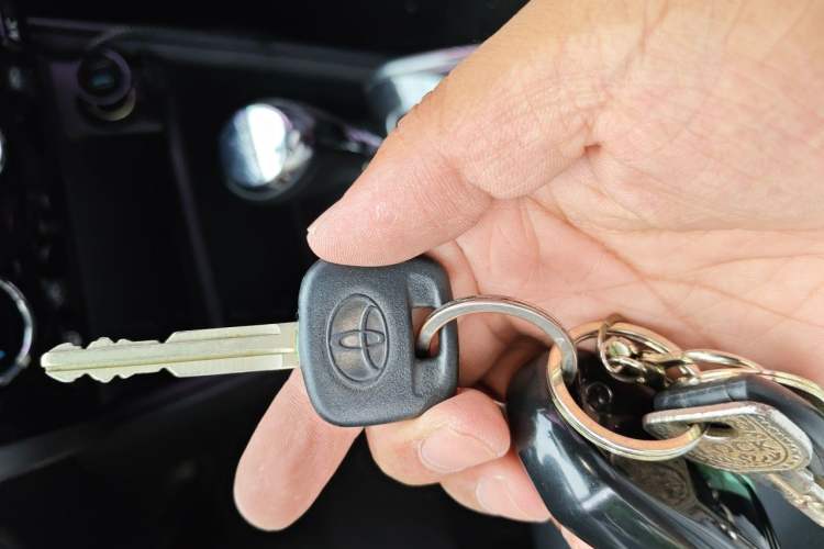Used Toyota YARiS L Zhi Xuan 2016 Revised 1.5E CVT Charming Edition Vehicle Key