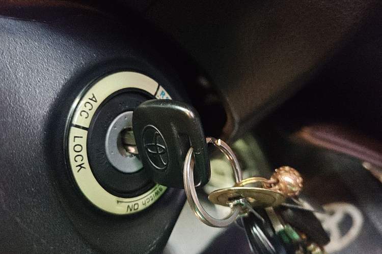 Used Toyota YARiS L Zhi Xuan 2016 Revised 1.5E CVT Charming Edition Vehicle Key