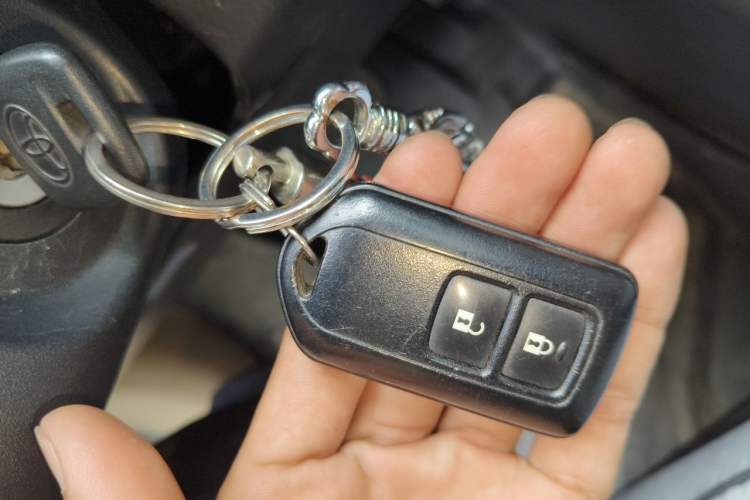 Used Toyota YARiS L Zhi Xuan 2016 Revised 1.5E CVT Charming Edition Vehicle Key