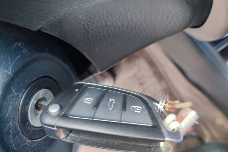 Used Toyota YARiS L Zhi Xuan 2016 Revised 1.5E CVT Charming Edition Vehicle Key