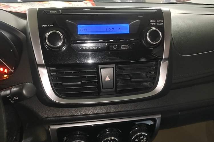 Used Toyota YARiS L Zhi Xuan 2016 Revised 1.5E CVT Charming Edition Audio And AC Panel