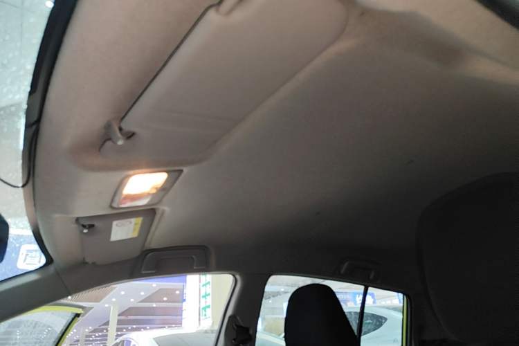 Used Toyota YARiS L Zhi Xuan 2016 Revised 1.5E CVT Charming Edition Headliner