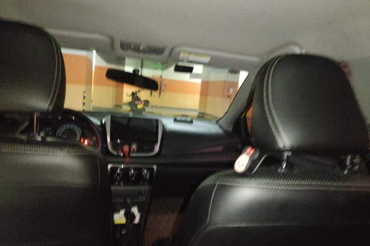 Used Toyota YARiS L Zhi Xuan 2016 Revised 1.5E CVT Charming Edition Headliner