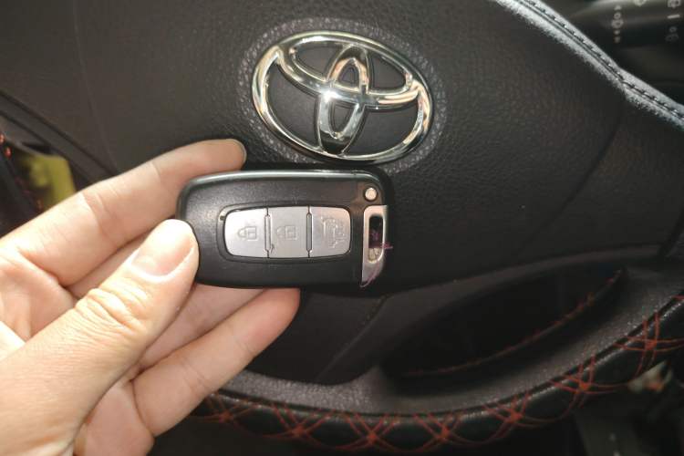 Used Toyota YARiS L Zhi Xuan 2016 Revised 1.5E CVT Charming Edition Interior 1