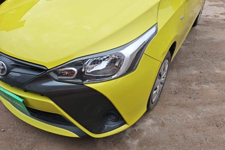 Used Toyota YARiS L Zhi Xuan 2016 Revised 1.5E CVT Charming Edition Left Front Headlight