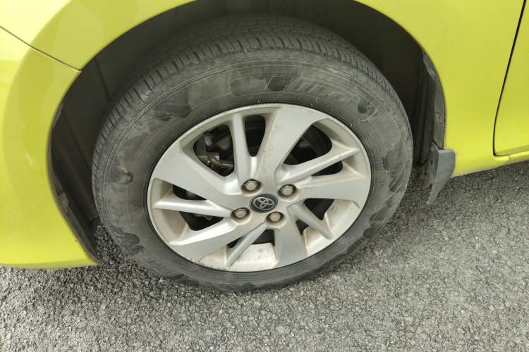 Used Toyota YARiS L Zhi Xuan 2016 Revised Version 1.5G CVT with Dynamic Sunroof Left Front Wheel Hub