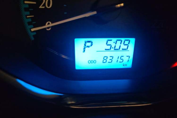 Used Toyota YARiS L Zhi Xuan 2016 Revised 1.5E CVT Charming Edition Odometer Close Up
