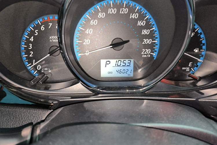Used Toyota YARiS L Zhi Xuan 2016 Revised 1.5E CVT Charming Edition Odometer Close Up