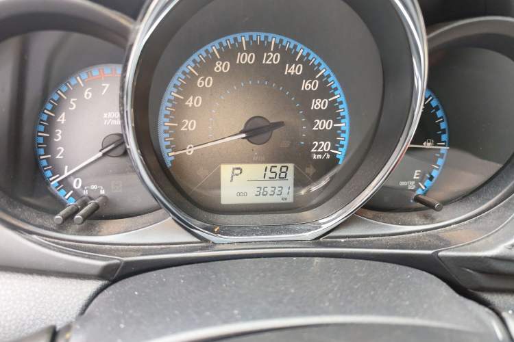 Used Toyota YARiS L Zhi Xuan 2016 Revised 1.5E CVT Charming Edition Odometer Close Up
