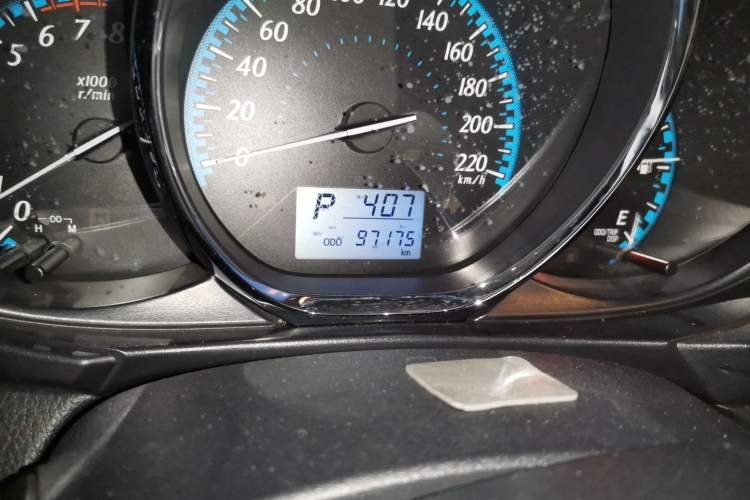 Used Toyota YARiS L Zhi Xuan 2016 Revised 1.5E CVT Charming Edition Odometer Close Up