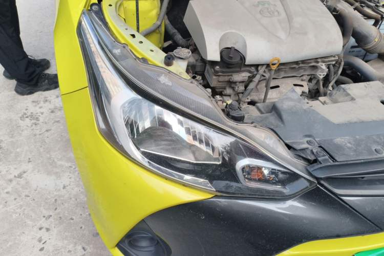 Used Toyota YARiS L Zhi Xuan 2016 Revised 1.5E CVT Charming Edition Right Front Headlight