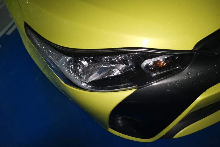 Used Toyota YARiS L Zhi Xuan 2016 Revised 1.5E CVT Charming Edition Right Front Headlight