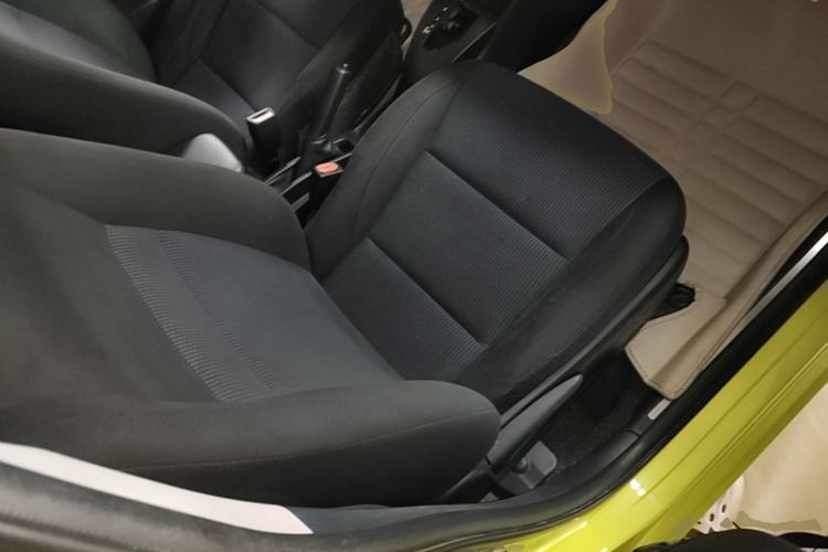 Used Toyota YARiS L Zhi Xuan 2016 Revised 1.5E CVT Charming Edition Right Front Seat