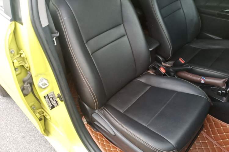 Used Toyota YARiS L Zhi Xuan 2016 Revised 1.5E CVT Charming Edition Right Front Seat