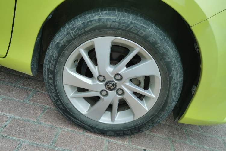 Used Toyota YARiS L Zhi Xuan 2016 Revised 1.5 GS CVT Agile Edition Right Front Wheel Hub