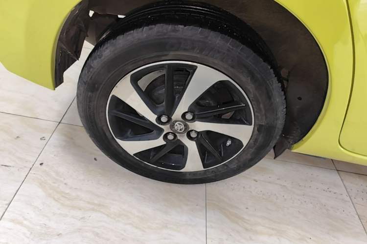 Used Toyota YARiS L Zhi Xuan 2016 Revised 1.5E CVT Charming Edition Right Rear Wheel Hub