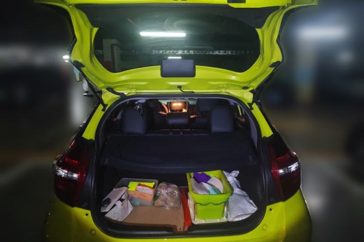 Used Toyota YARiS L Zhi Xuan 2016 Revised 1.5E CVT Charming Edition Trunk