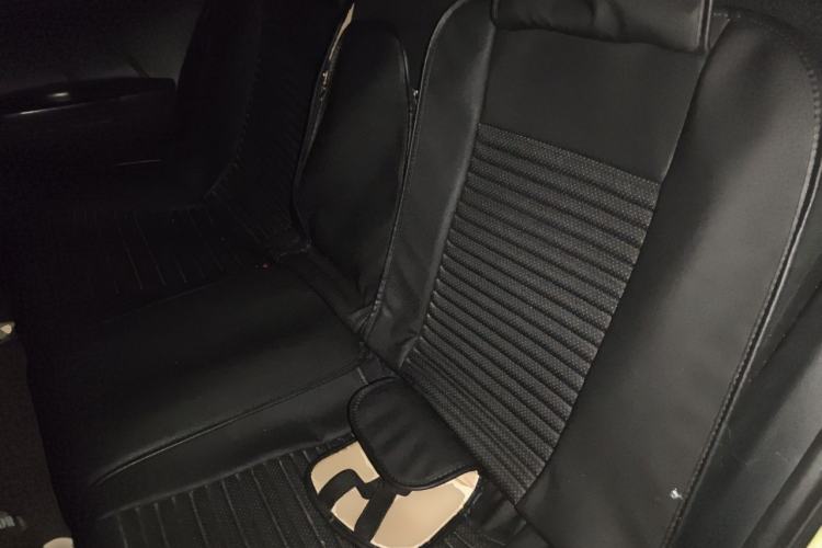 Used Toyota YARiS L Zhi Xuan 2017 1.5E CVT Enhanced Performance Edition Left Rear Seat