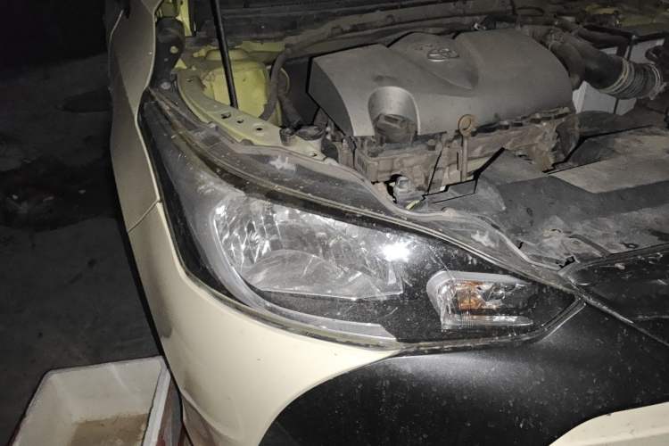 Used Toyota YARiS L Zhi Xuan 2017 1.5E CVT Enhanced Performance Edition Right Front Headlight