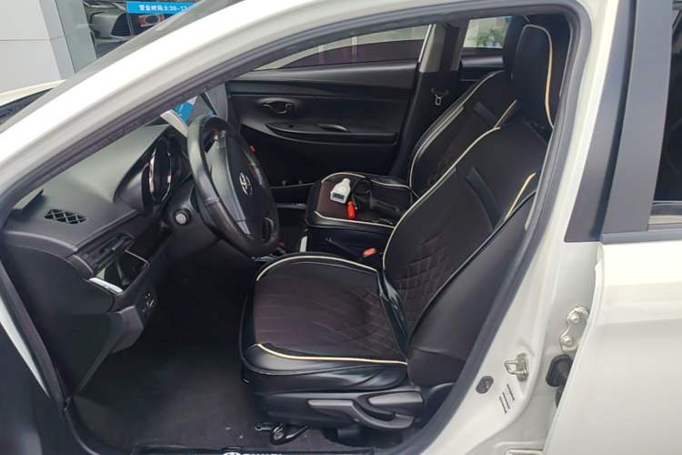 Used Toyota YARiS L Zhi Xuan 2017 1.5E CVT Enhanced Performance Edition Left Front Seat