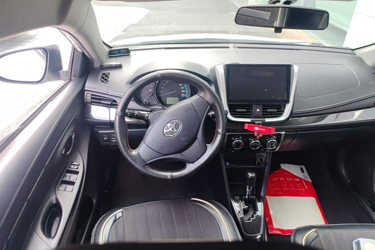 Used Toyota YARiS L Zhi Xuan 2017 1.5E CVT Enhanced Performance Edition Steering Wheel