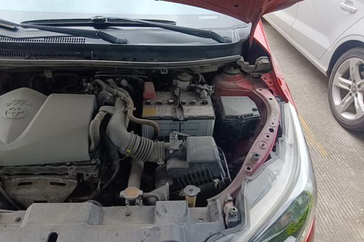 Used Toyota YARiS L Zhi Xuan 2017 1.5E CVT Enhanced Performance Edition Engine Bay Left