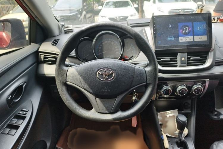 Used Toyota YARiS L Zhi Xuan 2017 1.5E CVT Enhanced Performance Edition Interior 3