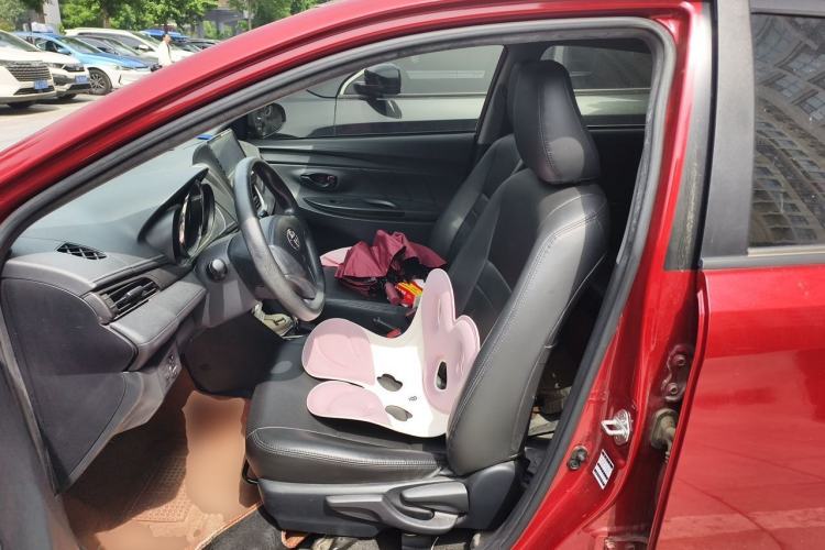Used Toyota YARiS L Zhi Xuan 2017 1.5E CVT Enhanced Performance Edition Left Front Seat