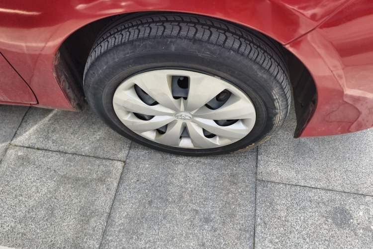 Used Toyota YARiS L Zhi Xuan 2017 1.5E CVT Enhanced Performance Edition Right Front Wheel Hub
