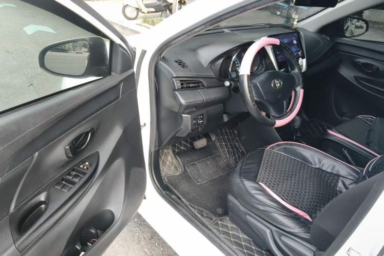 Used Toyota YARiS L Zhi Xuan 2017 1.5E CVT Enhanced Performance Edition Driver Seat