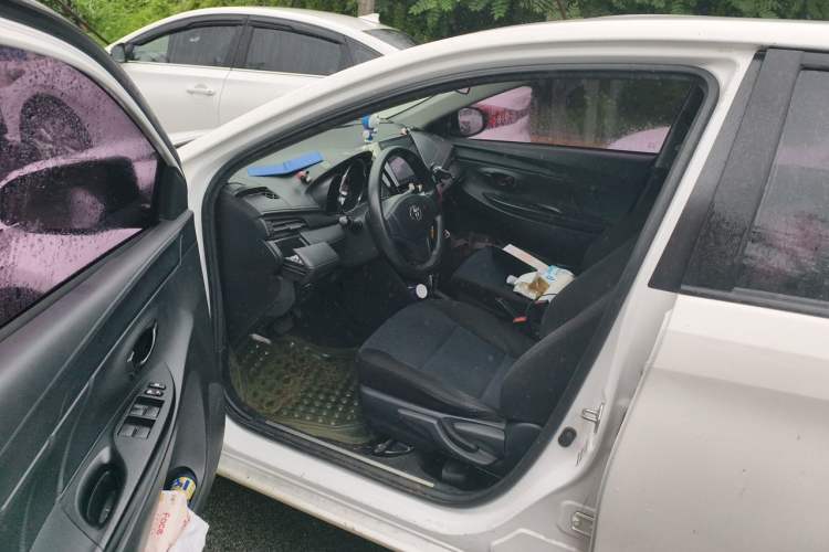 Used Toyota YARiS L Zhi Xuan 2017 1.5E CVT Enhanced Performance Edition Driver Seat