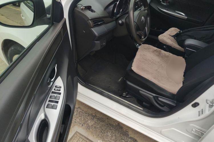 Used Toyota YARiS L Zhi Xuan 2017 1.5E CVT Enhanced Performance Edition Driver Seat